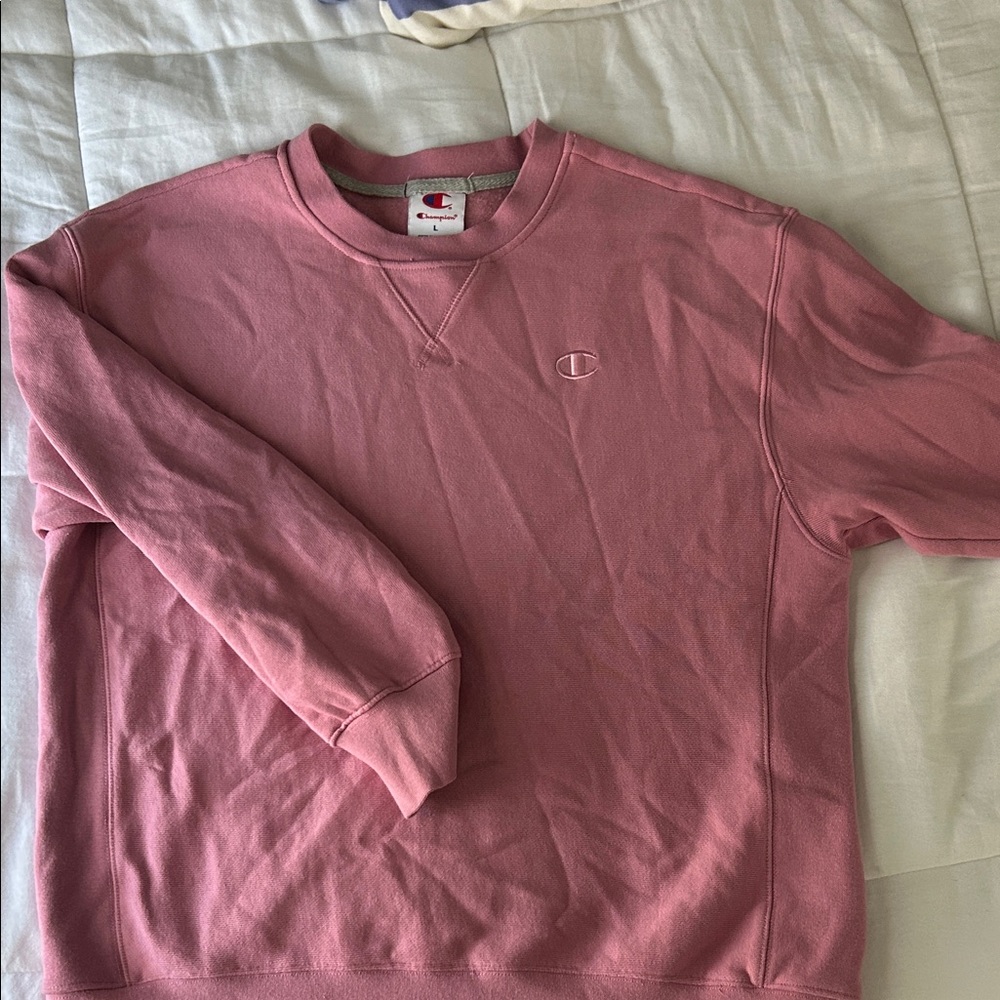 Champion Womens Crewneck in Soft Pink